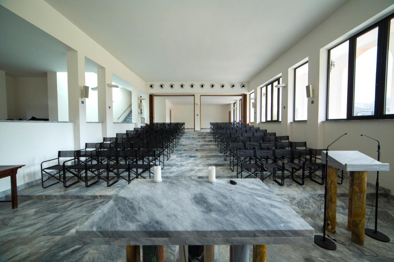 Convento San Bernardino Hotel Montefranco ภายนอก รูปภาพ