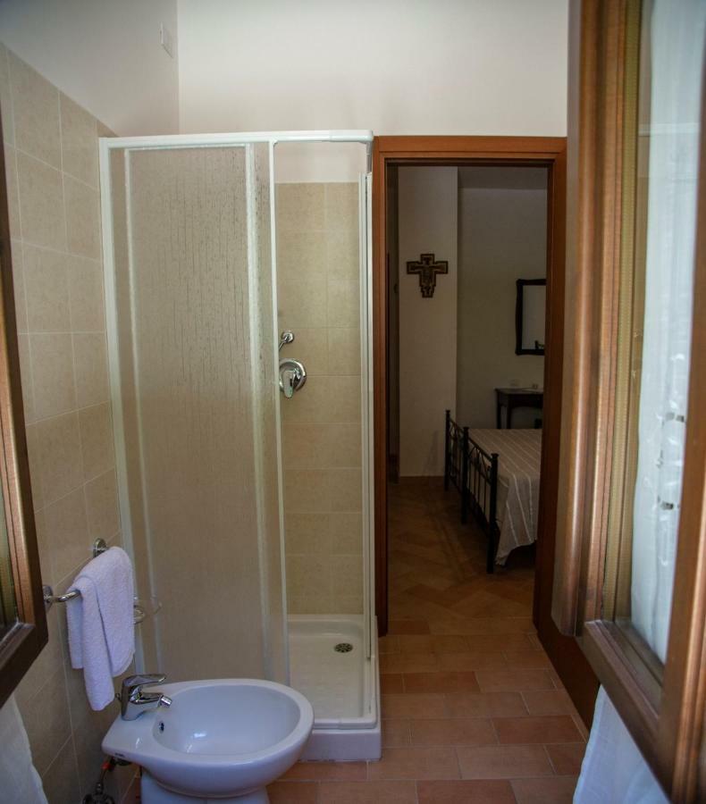 Convento San Bernardino Hotel Montefranco ภายนอก รูปภาพ